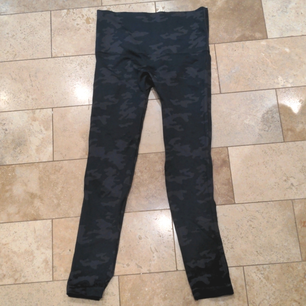 Spanx Leggings, camouflage, medium